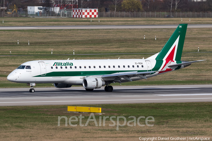 Alitalia CityLiner Embraer ERJ-175STD (ERJ-170-200STD) (EI-RDK) | Photo 198323