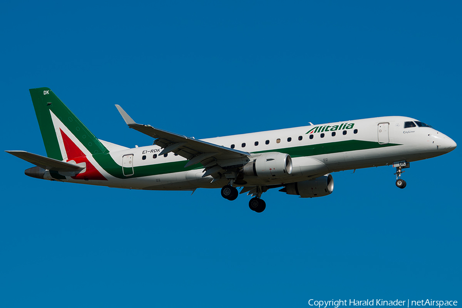 Alitalia CityLiner Embraer ERJ-175STD (ERJ-170-200STD) (EI-RDK) | Photo 297109