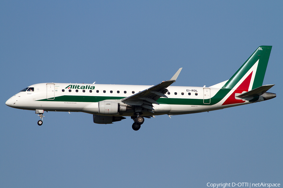 Alitalia CityLiner Embraer ERJ-175LR (ERJ-170-200LR) (EI-RDL) | Photo 507898