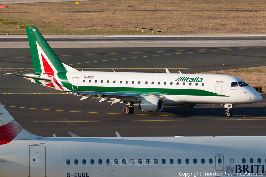 Alitalia CityLiner Embraer ERJ-175STD (ERJ-170-200STD) (EI-RDN) | Photo 69175