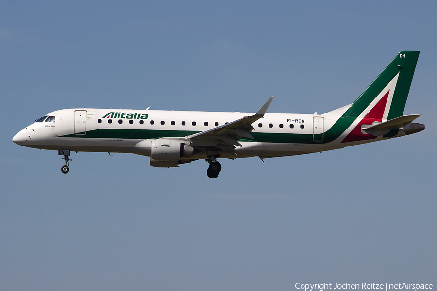 Alitalia CityLiner Embraer ERJ-175STD (ERJ-170-200STD) (EI-RDN) | Photo 170787