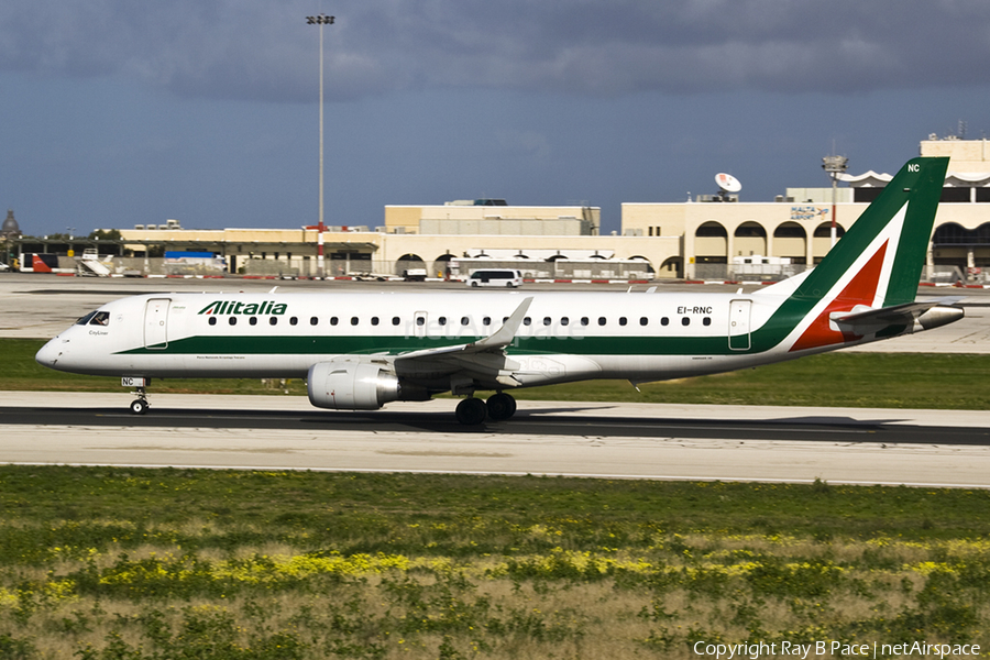 Alitalia CityLiner Embraer ERJ-190LR (ERJ-190-100LR) (EI-RNC) | Photo 76408