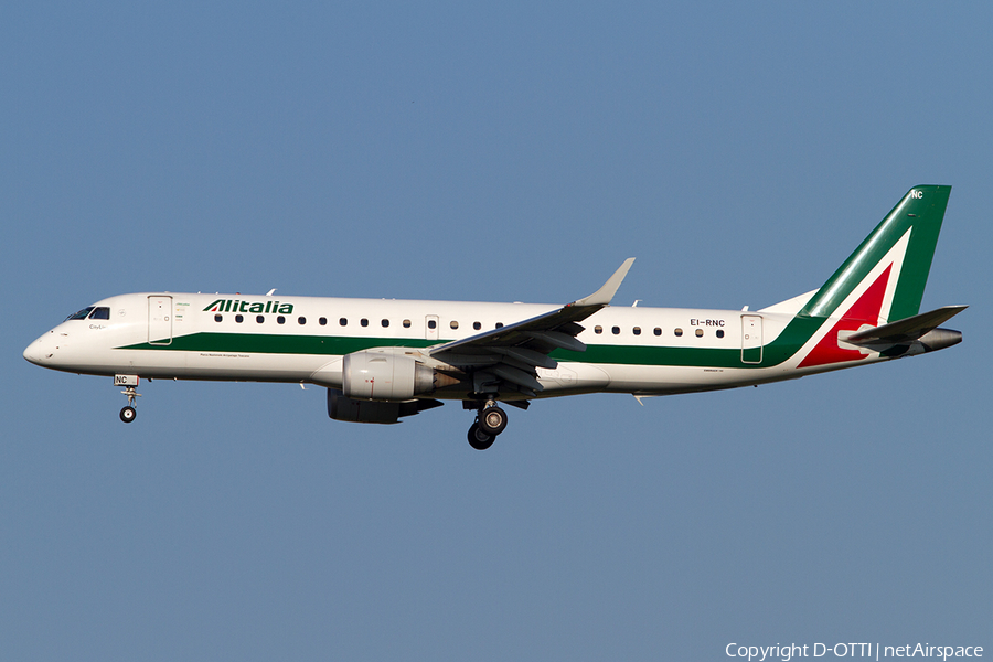 Alitalia CityLiner Embraer ERJ-190LR (ERJ-190-100LR) (EI-RNC) | Photo 507888