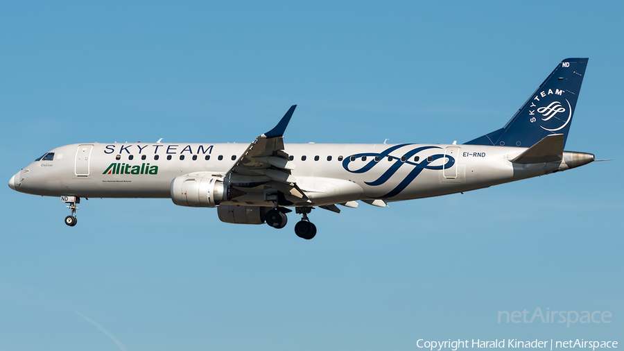 Alitalia CityLiner Embraer ERJ-190LR (ERJ-190-100LR) (EI-RND) | Photo 358309