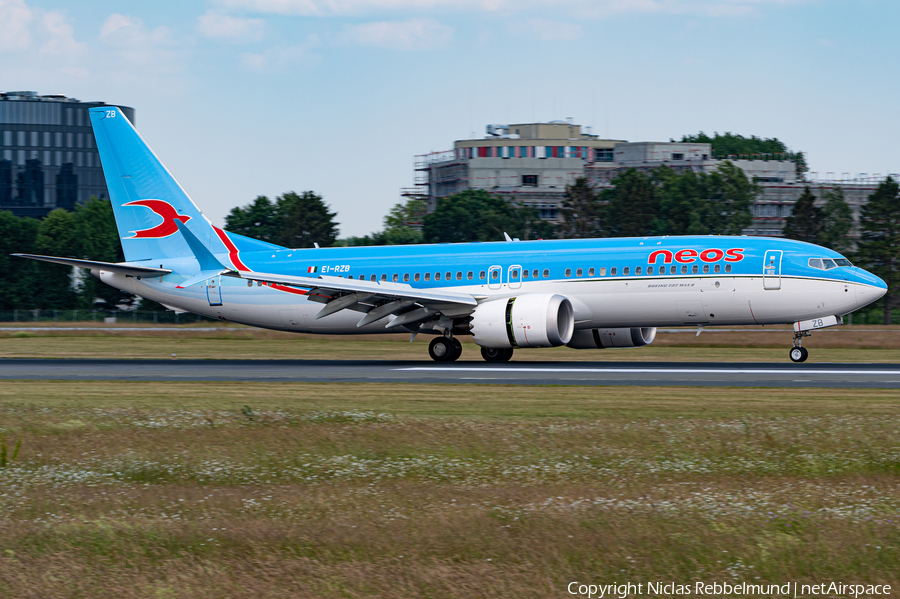 Neos Boeing 737-8-200 (EI-RZB) | Photo 513476