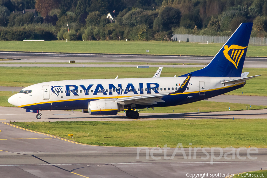 Ryanair Boeing 737-73S (EI-SEV) | Photo 126602