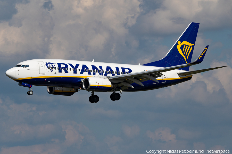 Ryanair Boeing 737-73S (EI-SEV) | Photo 400466