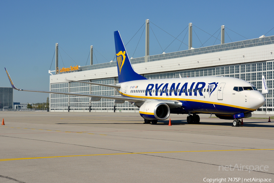 Ryanair Boeing 737-73S (EI-SEV) | Photo 87017