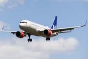 SAS Connect Airbus A320-251N (EI-SIA) at  London - Heathrow, United Kingdom