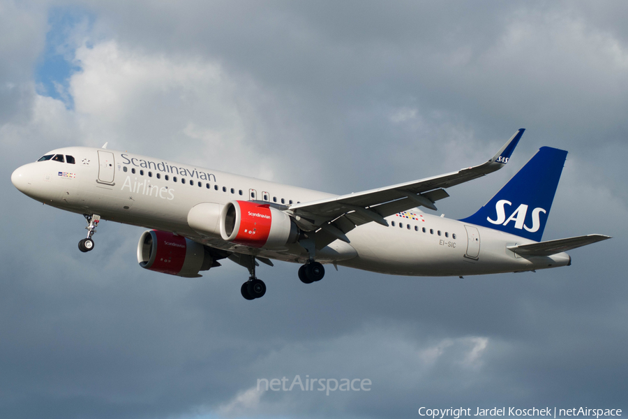 SAS Connect Airbus A320-251N (EI-SIC) | Photo 266911