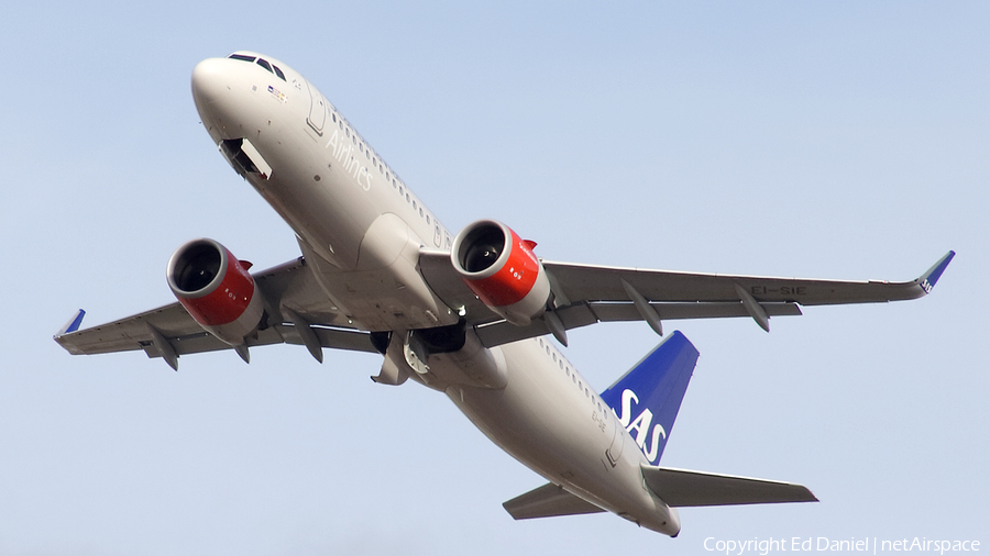 SAS Connect Airbus A320-251N (EI-SIE) | Photo 265529