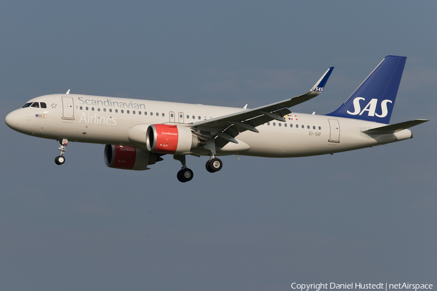 SAS Connect Airbus A320-251N (EI-SIF) | Photo 426376
