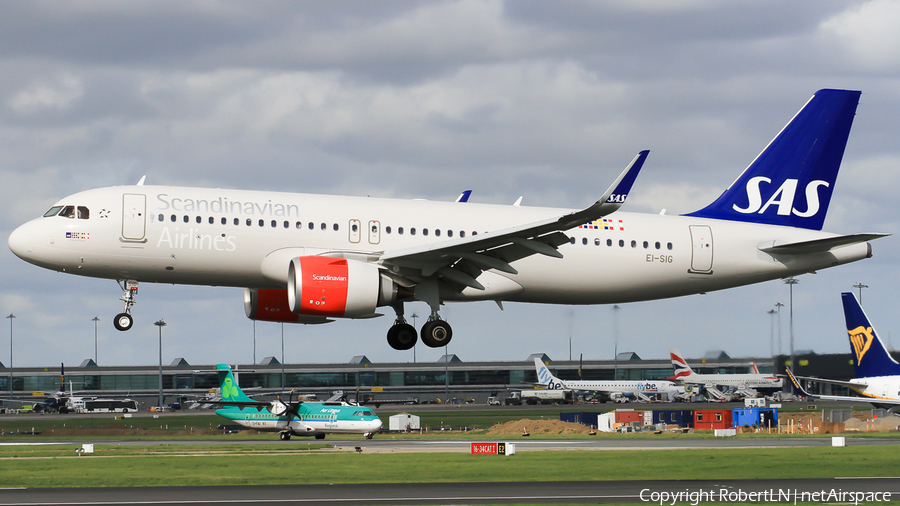 SAS Connect Airbus A320-251N (EI-SIG) | Photo 592599
