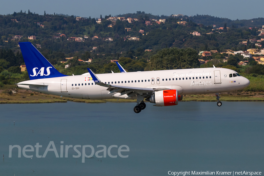 SAS Connect Airbus A320-251N (EI-SIH) | Photo 631315