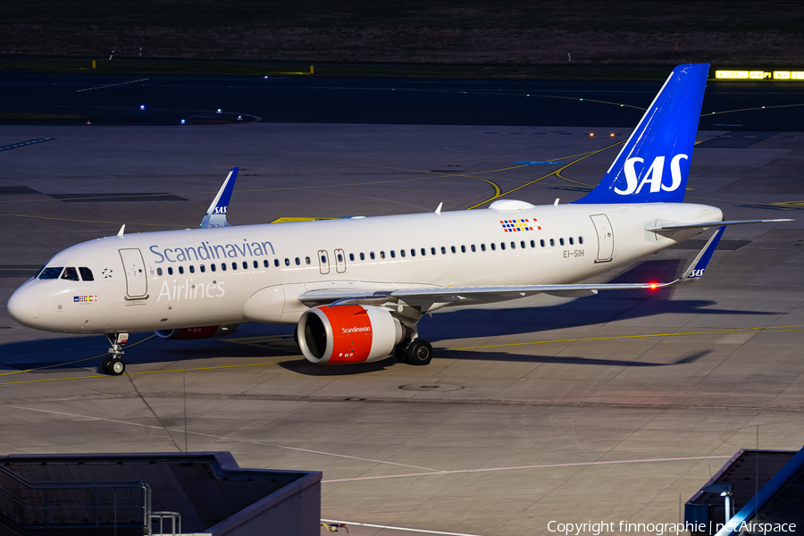 SAS Connect Airbus A320-251N (EI-SIH) | Photo 493797