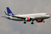 SAS Connect Airbus A320-251N (EI-SII) at  London - Heathrow, United Kingdom