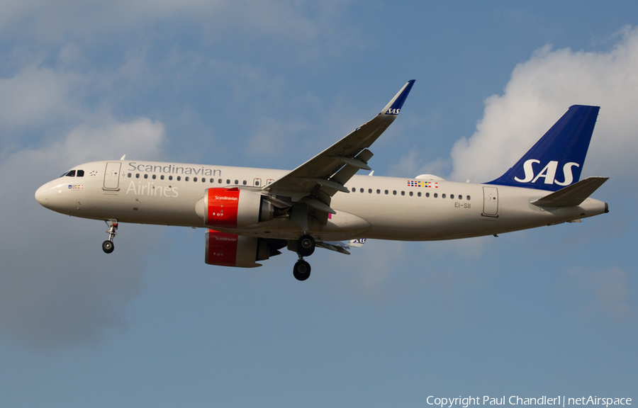 SAS Connect Airbus A320-251N (EI-SII) | Photo 472003