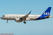 SAS Connect Airbus A320-251N (EI-SIJ) at  Gran Canaria, Spain