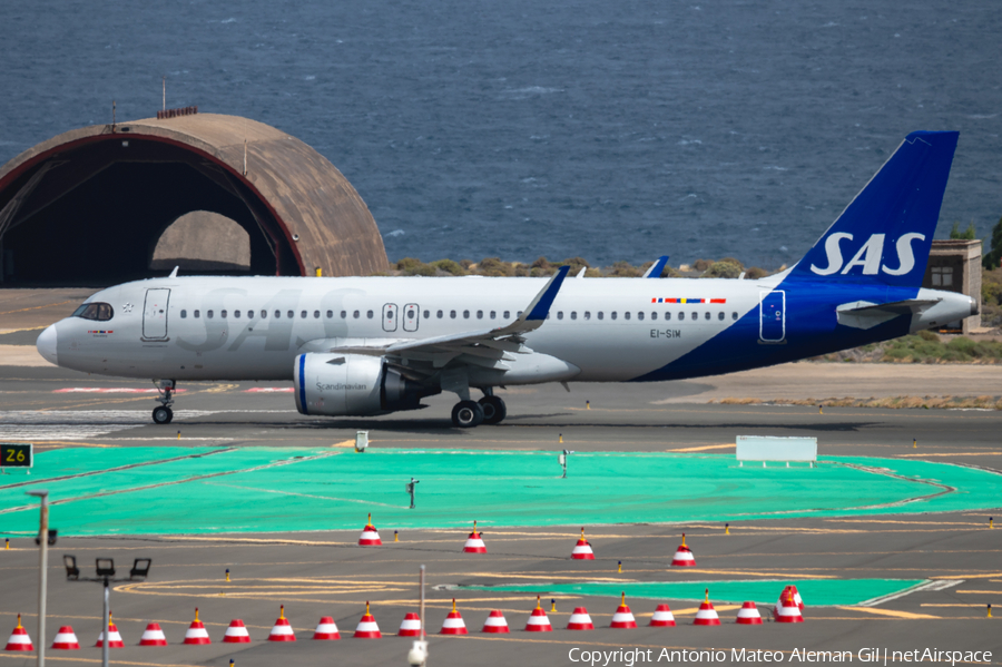 SAS Connect Airbus A320-251N (EI-SIM) | Photo 617736