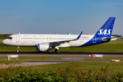 SAS Connect Airbus A320-251N (EI-SIX) at  Copenhagen - Kastrup, Denmark