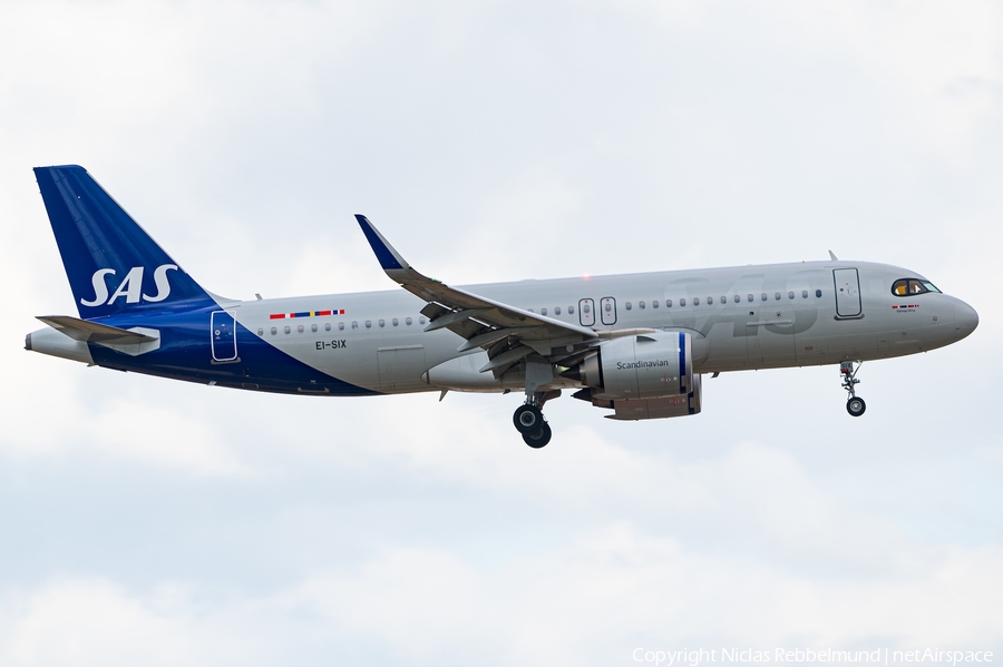 SAS Connect Airbus A320-251N (EI-SIX) | Photo 641779