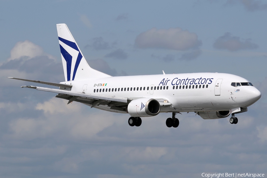 Europe Airpost Boeing 737-31S (EI-STA) | Photo 76716