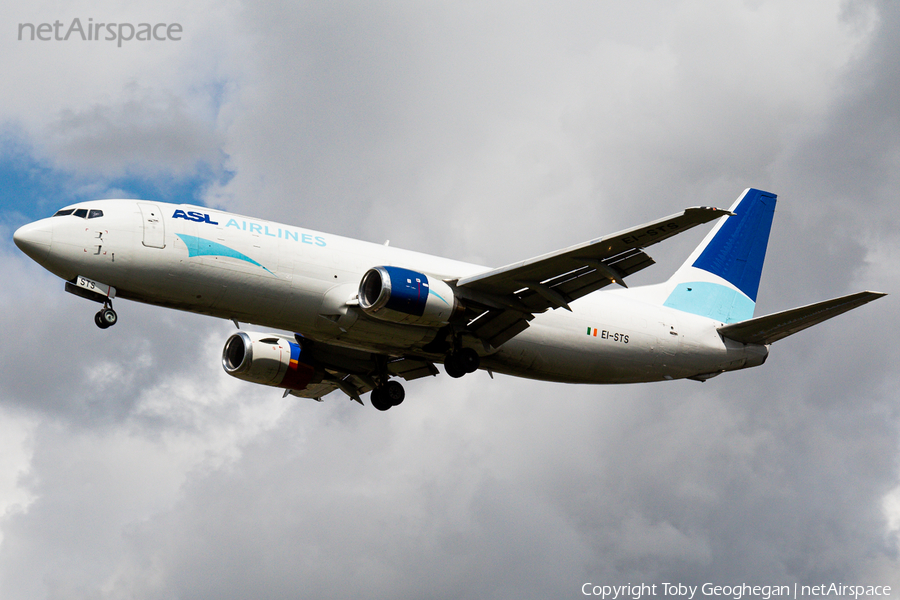 ASL Airlines Ireland Boeing 737-48E(SF) (EI-STS) | Photo 397675