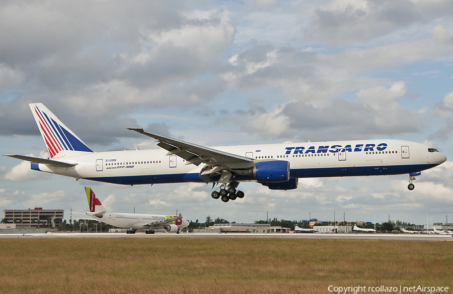 Transaero Airlines Boeing 777-312 (EI-UNN) | Photo 90264