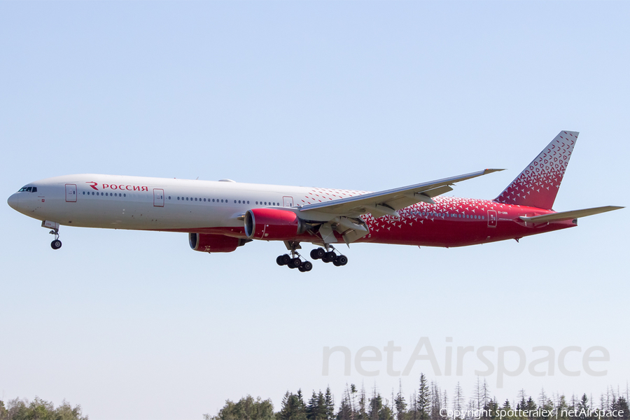 Transaero Airlines Boeing 777-312 (EI-UNN) | Photo 115577