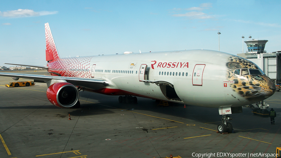 Rossiya - Russian Airlines Boeing 777-312 (EI-UNP) | Photo 317162