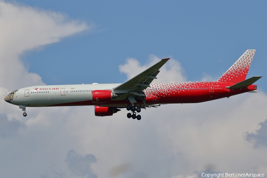 Rossiya - Russian Airlines Boeing 777-312 (EI-UNP) | Photo 366974