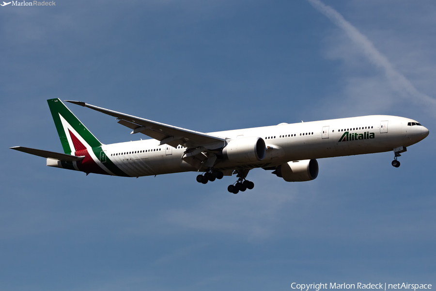 Alitalia Boeing 777-3Q8(ER) (EI-WLA) | Photo 405504