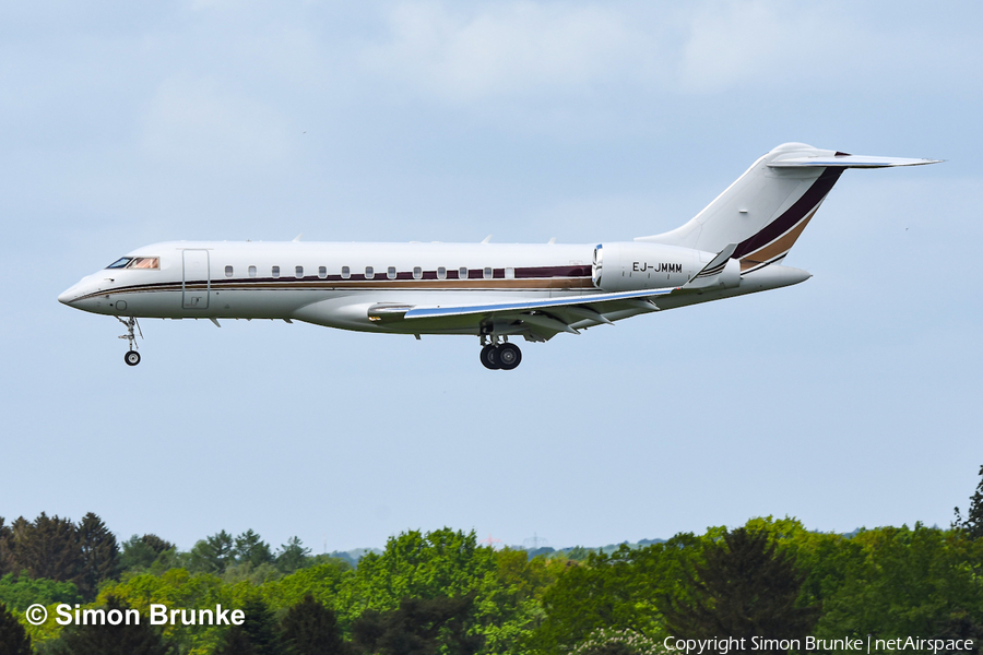 ACASS Ireland Bombardier BD-700-1A10 Global Express XRS (EJ-JMMM) | Photo 510282