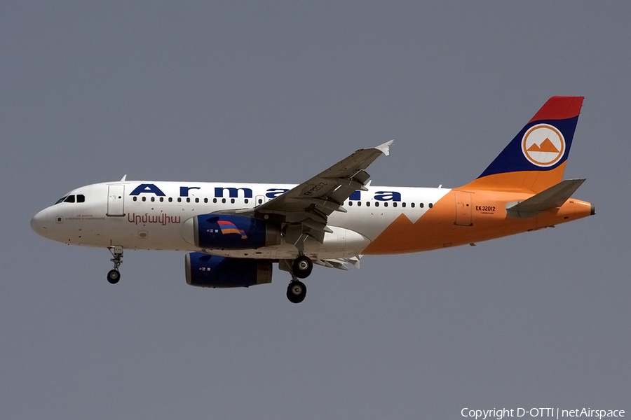 Armavia Airbus A319-132 (EK-32012) | Photo 285715