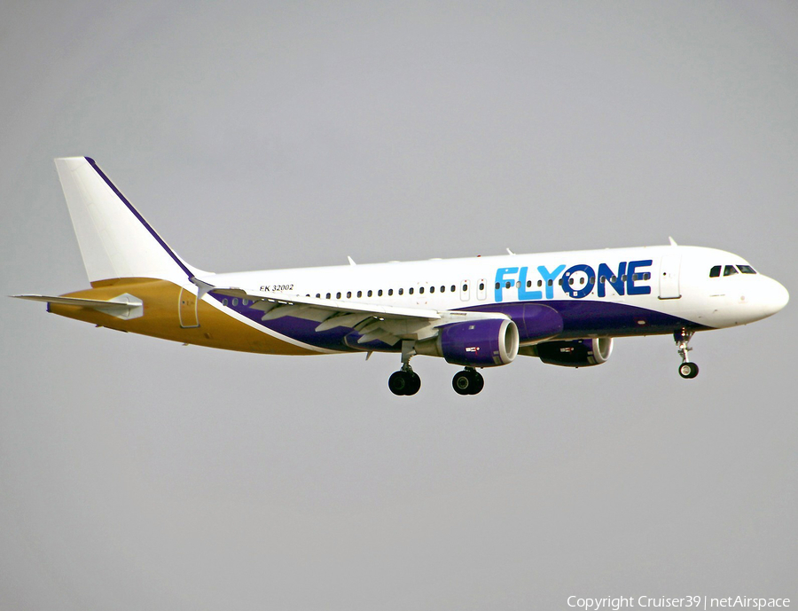 FlyOne Airbus A320-211 (EK32002) | Photo 237165