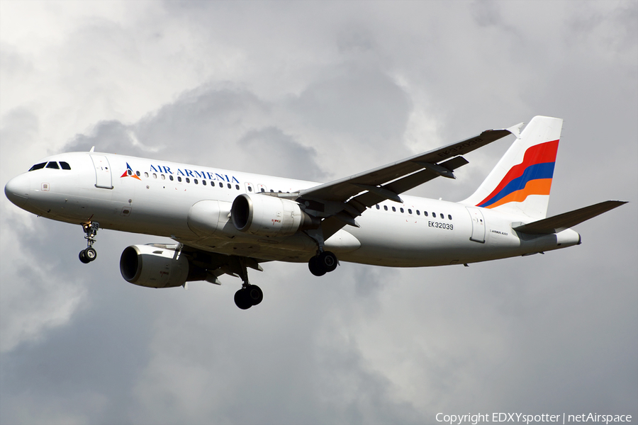 Air Armenia Airbus A320-214 (EK32039) | Photo 276994