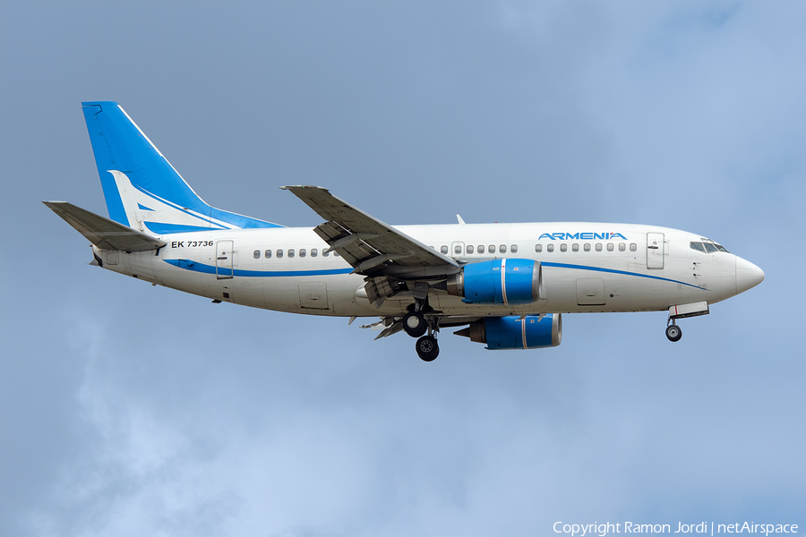 Aircompany Armenia Boeing 737-505 (EK73736) | Photo 262761