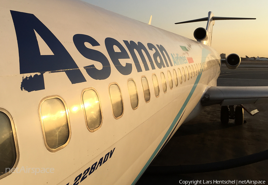 Iran Aseman Airlines Boeing 727-228(Adv) (EP-ASB) | Photo 140291
