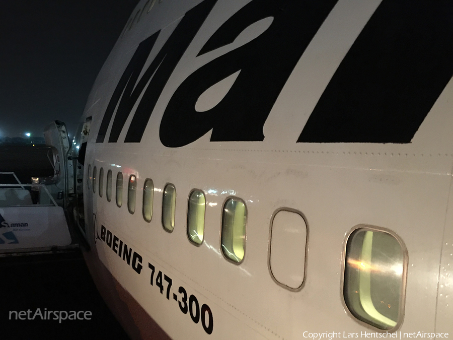 Mahan Air Boeing 747-3B3(M) (EP-MND) | Photo 140343