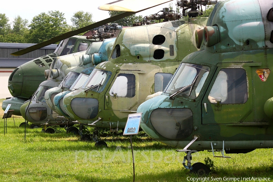 Aviation photo 333720