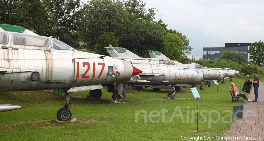 Aviation photo 333818