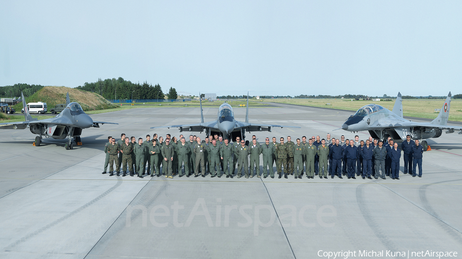 Aviation photo 321096