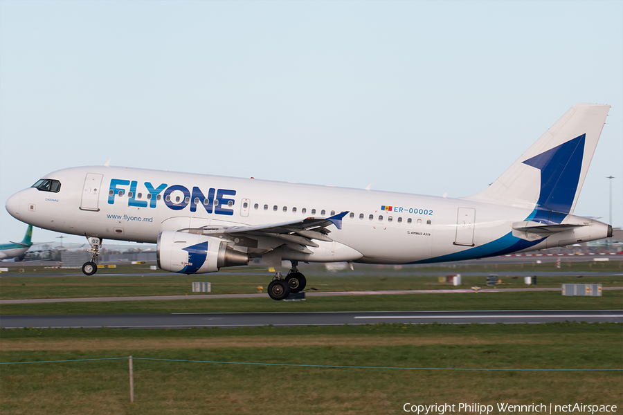 FlyOne Airbus A319-112 (ER-00002) | Photo 292333
