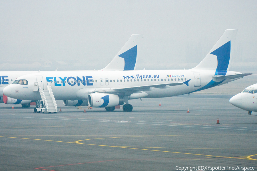 FlyOne Airbus A320-232 (ER-00007) | Photo 488393