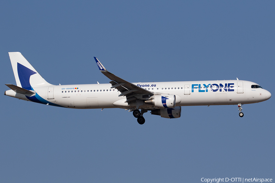 FlyOne Airbus A321-211 (ER-00009) | Photo 641194