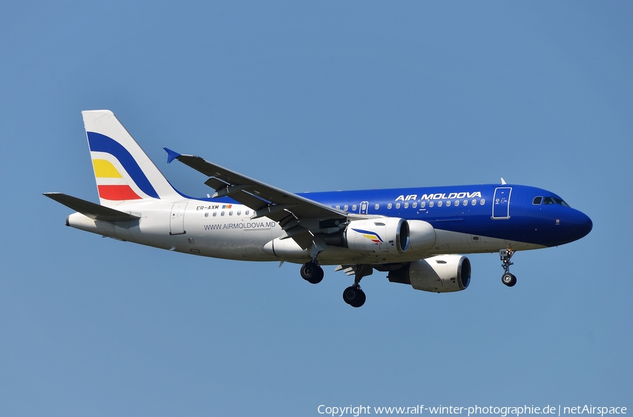 Air Moldova Airbus A319-112 (ER-AXM) | Photo 379766