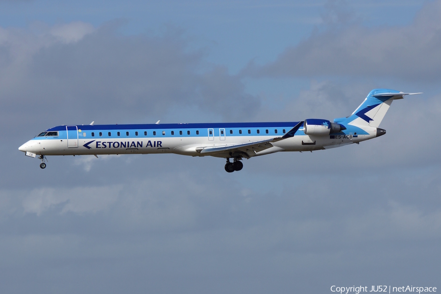 Estonian Air Bombardier CRJ-900ER (ES-ACB) | Photo 69727