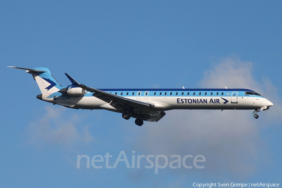 Estonian Air Bombardier CRJ-900ER (ES-ACB) | Photo 76794