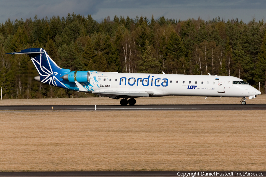 Nordica (LOT) Bombardier CRJ-701ER (ES-ACE) | Photo 421634