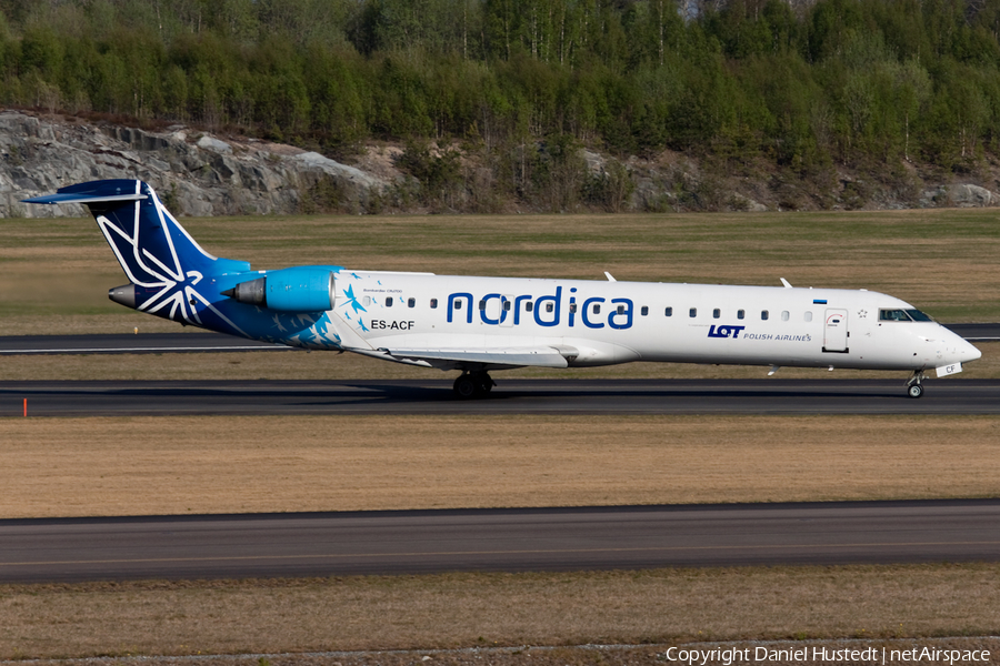 Nordica (LOT) Bombardier CRJ-701ER (ES-ACF) | Photo 422709